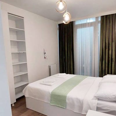 Alquiler de luminoso y limpio apartamento, 48 m², Batumi, Georgia