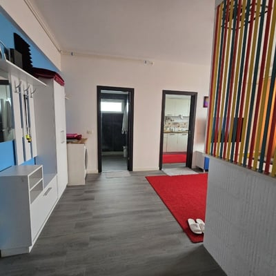 Comfortable, furnished apartment with parking for rent, 64 m², Mamaia Sat, Romania