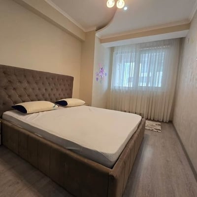 Alquiler de cómodo apartamento amueblado, 55 m², Inel 2, Constanta, Rumanía