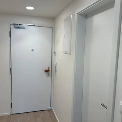 Location d’un appartement moderne et lumineux, 32 м², Hloubetin, Prague, République tchèque