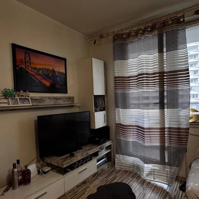 Location d'un studio chaleureux et meublé, Petržalka, Bratislava, Slovaquie