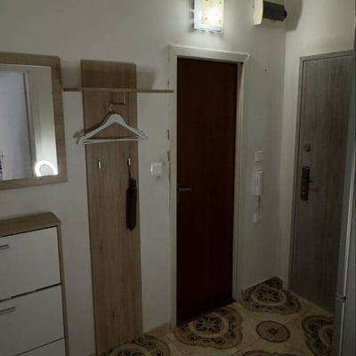 Location d'un studio chaleureux et meublé, Petržalka, Bratislava, Slovaquie