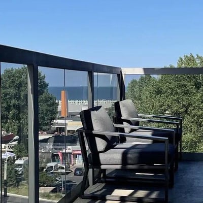 Location d'un appartement moderne et confortable près de la plage, 50 m², Mamaia, Constanța, Roumanie