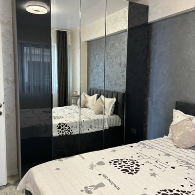 Location d'un appartement moderne et confortable près de la plage, 50 m², Mamaia, Constanța, Roumanie
