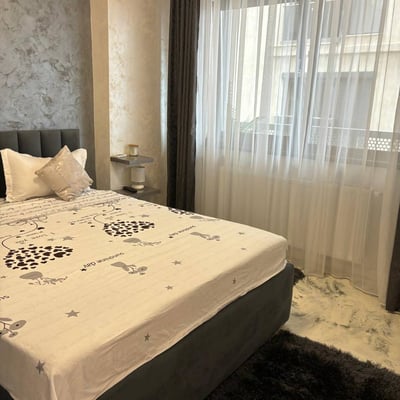 Location d'un appartement moderne et confortable près de la plage, 50 m², Mamaia, Constanța, Roumanie