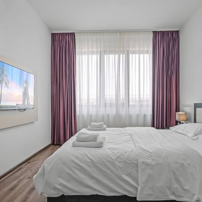 Alquiler de apartamento acogedor y amueblado, complejo Isaran, Brasov, Rumania