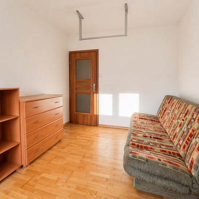 Alquiler de apartamento soleado y acogedor en una zona tranquila, 44 m², Varsovia, Polonia