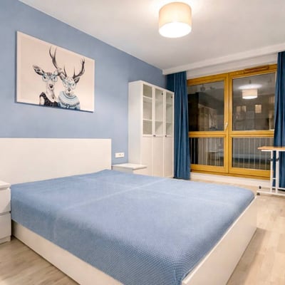 Spacious and furnished apartment for rent in a quiet area, 77 m², Warsaw, Poland
