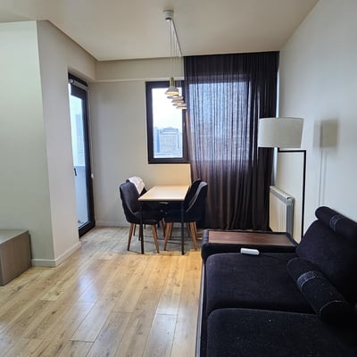 Premium-Wohnung mit Panoramablick zur Miete in Meeresnähe, Batumi, Georgien