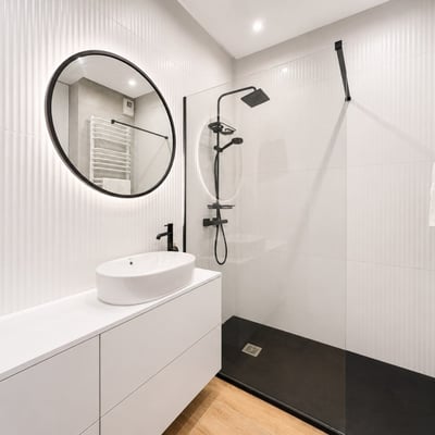 Modern and new 2-room apartment with parking, Wola, Warsaw