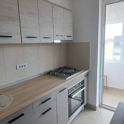 Se alquila apartamento moderno de 58 m², Constanza, Rumanía