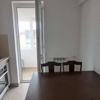 Se alquila apartamento moderno de 58 m², Constanza, Rumanía