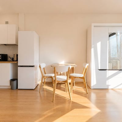 Bright Studio 25m² with Panoramic View for Rent, Śródmieście, Warsaw, Poland