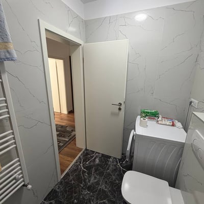 Langfristige möblierte 2-Zimmer-Wohnung zur Miete, Brașov, Rumänien