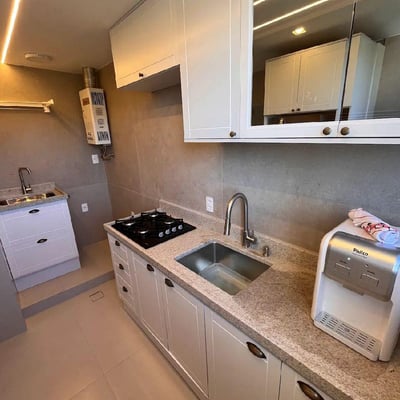 Alquiler a largo plazo de un apartamento dúplex de 3 habitaciones, 90 m², en Barra da Tijuca, Río de Janeiro, Brasil