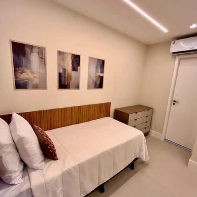 Alquiler a largo plazo de un apartamento dúplex de 3 habitaciones, 90 m², en Barra da Tijuca, Río de Janeiro, Brasil