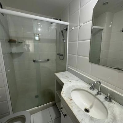 Location longue durée d’un appartement de 2 pièces, 64 m², à Barra da Tijuca, Rio de Janeiro, Brésil