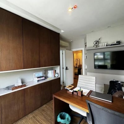 Alquiler a largo plazo de un piso de 4 dormitorios, 292 m², en Barra da Tijuca, Río de Janeiro, Brasil