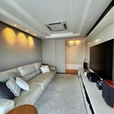 Location longue durée d’un appartement de 4 chambres, 292 m², à Barra da Tijuca, Rio de Janeiro, Brésil