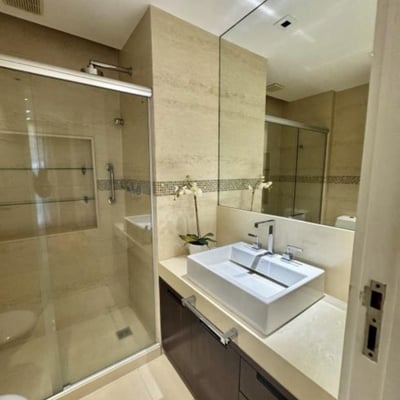 Долгосрочная аренда 3-спальной квартиры, 220 м², в районе Barra da Tijuca, Рио-де-Жанейро, Бразилия