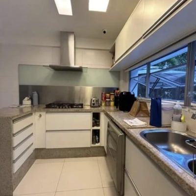 Location longue durée d’une villa, 500 m², à Barra da Tijuca, Recreio, Rio de Janeiro, Brésil