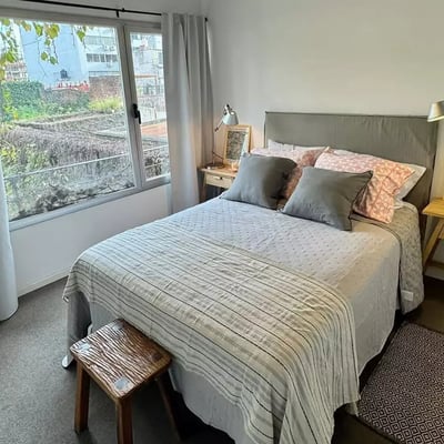 Langzeitmiete – 3-Zimmer-Wohnung mit Balkon und Pool in Buenos Aires, Argentinien, Palermo