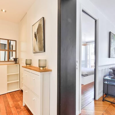 Spacious 3-room apartment 66 m in the heart of Paris