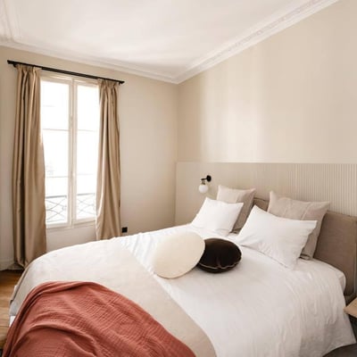 Designer 3-room apartment 100 m2 in Paris