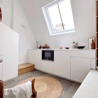 Modern bright attic 25m2 in Paris