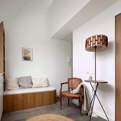 Modern bright attic 25m2 in Paris