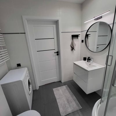 Moderno apartamento de 2 habitaciones de 49 m2 con terraza en Cracovia.