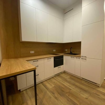 Modern 2-room apartment with furniture and a courtyard in Krakow