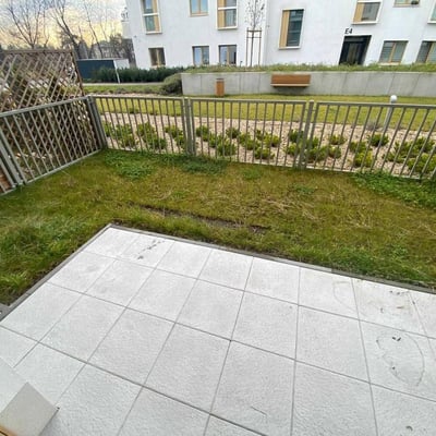 Modern 2-room apartment with furniture and a courtyard in Krakow