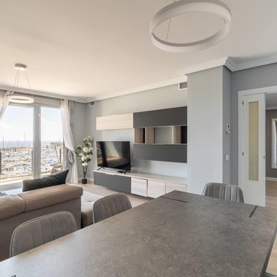 Spacious apartment 20 minutes from Barcelona