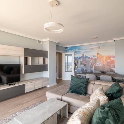 Spacious apartment 20 minutes from Barcelona