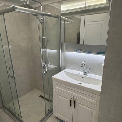 Прекрасная квартира 1+1 в районе Фатих доступна для долгосрочной аренды