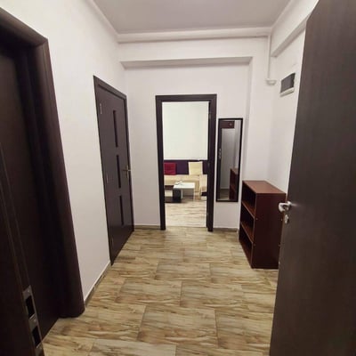 Long-term rent of an apartment with a parking space in a convenient area of ​​Bucharest