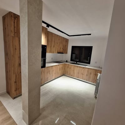Трёхкомнатная квартира70 м²  в Бухаресте, рядом с метро Obor