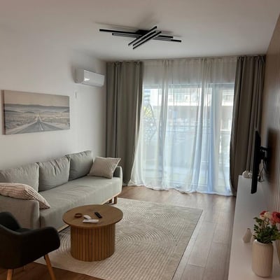 Amplio apartamento de 59 m² con aparcamiento, Bucarest.