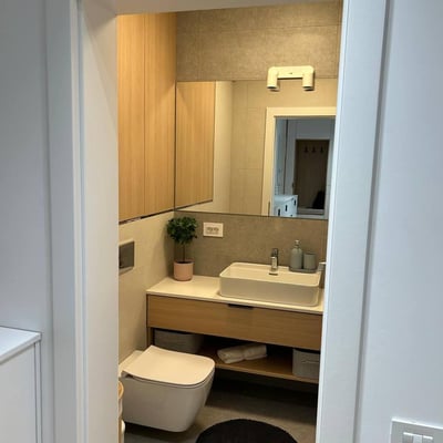 Spacious apartment 59 m² with parking, Bucharest