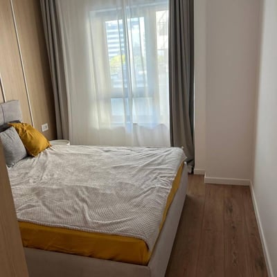 Spacious apartment 59 m² with parking, Bucharest