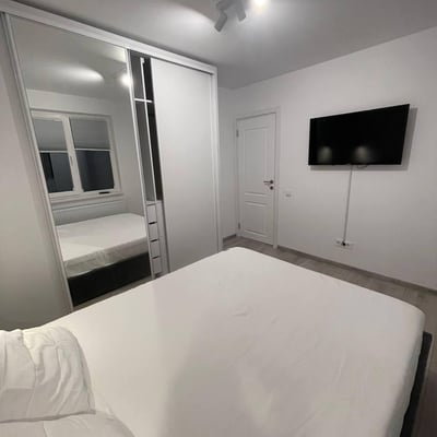 Трёхкомнатная квартира в Бухаресте, 65 м², первая сдача