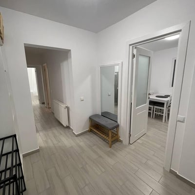 Трёхкомнатная квартира в Бухаресте, 65 м², первая сдача