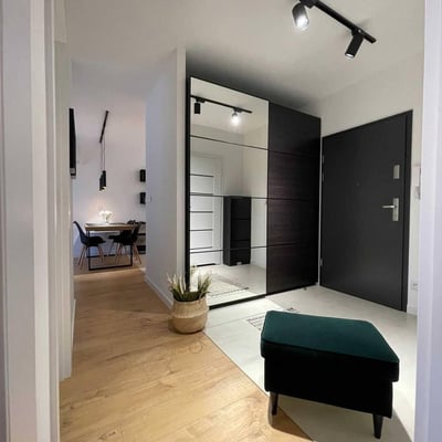 Stylish 3-Room Apartment with Terrace in Grzegórzki, Kraków