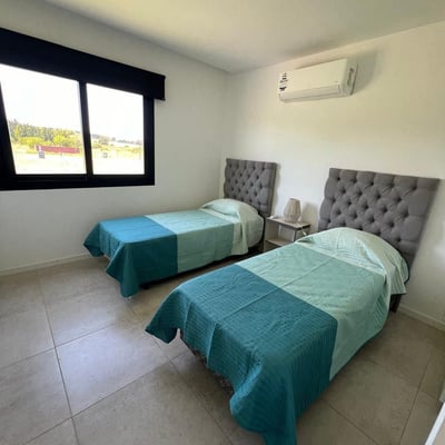 House for Rent in Sierra Los Padres with Patio and Heating