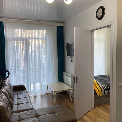 Alquiler Apartamento 1+1 40m² en Batumi, Calle Sherif Khimshiashvili 65