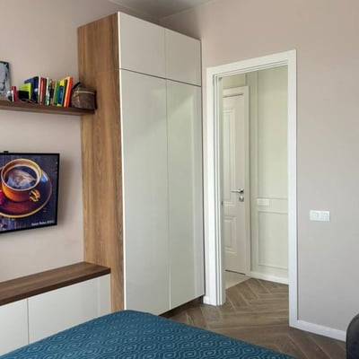 Rent 1-Bedroom Apartment 55m² in Batumi, Tabidze St. 129