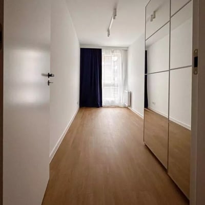 Просторная 3-комнатная квартира на улице Drwęcka, район Praga-Południe, Варшава