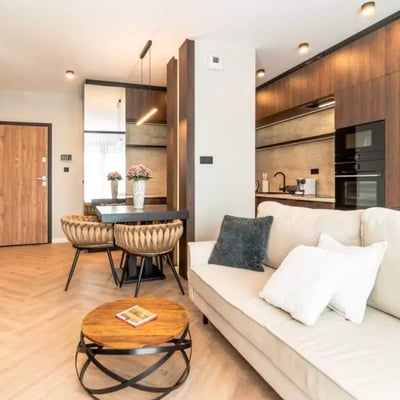 Просторная 3-комнатная квартира с балконом на улице Jana Kazimierza, район Wola, Варшава