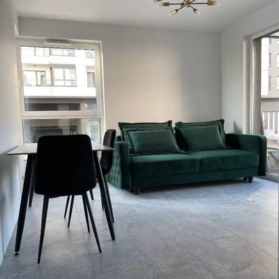 Современная 2-комнатная квартира с балконом на улице Herbu Oksza, район Ursus, Варшава